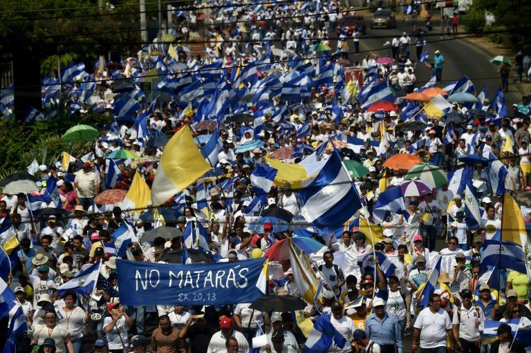 miles-marcharon-en-nicaragua-para-pedir-paz-y-justicia-tras-violentas-protestas.jpg